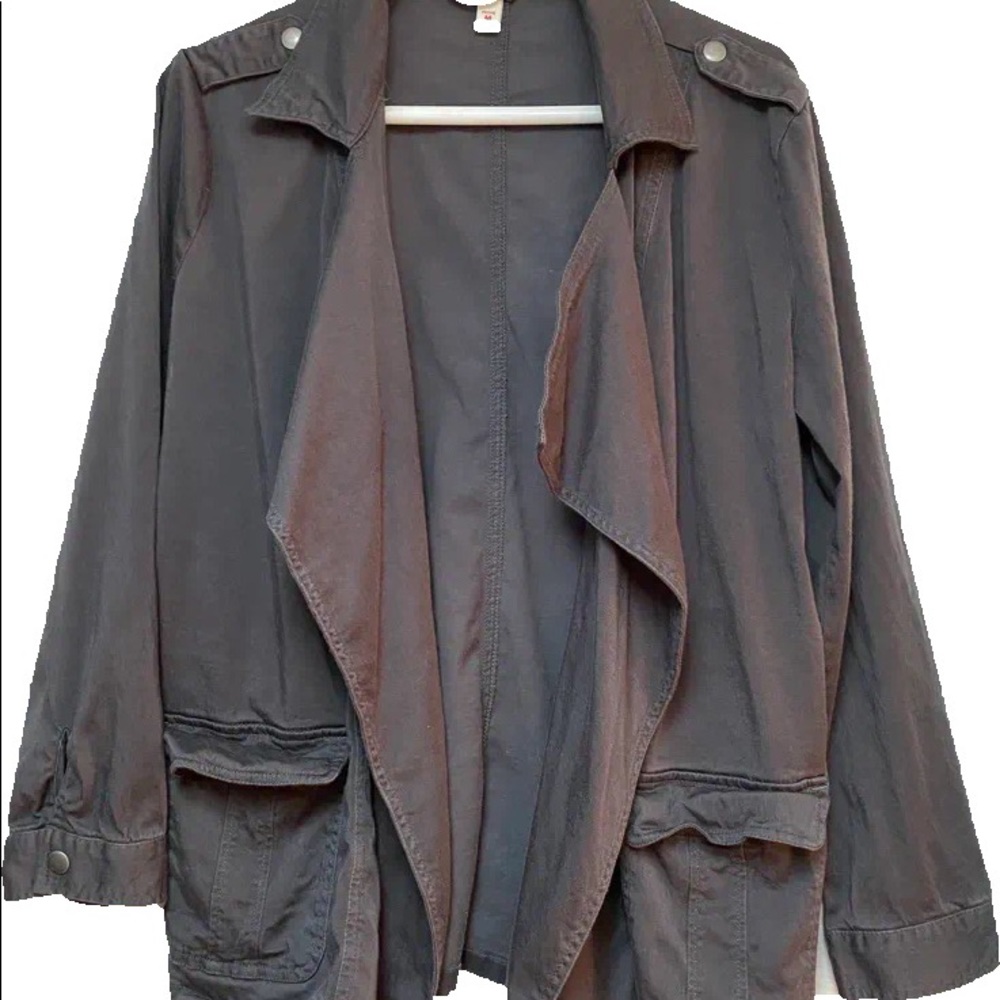 Lightweight coat